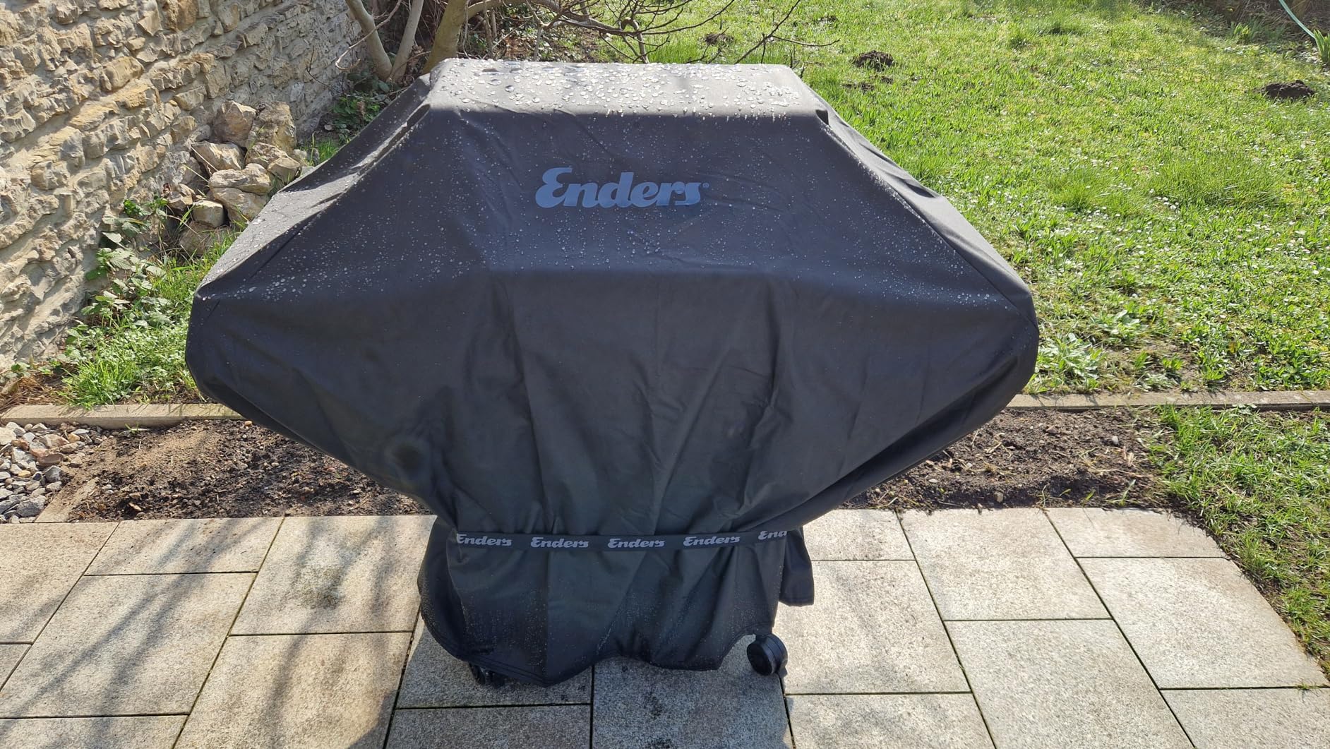 Solide Abdeckhaube
