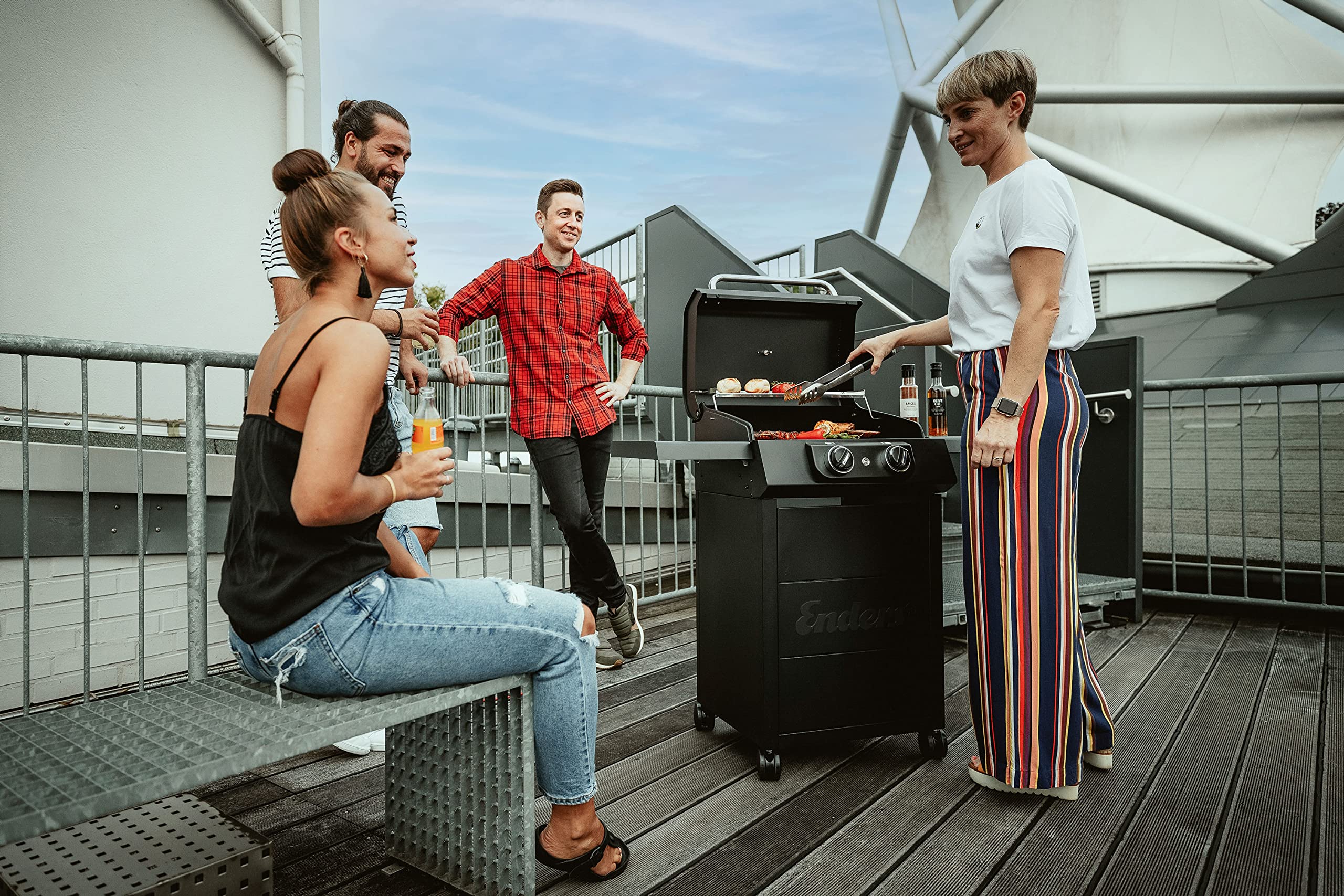 enders-ecrave-2-elektrogrill-grillwagen-mit-gussrost-simple-clean-system-2-x-1-3 image 2
