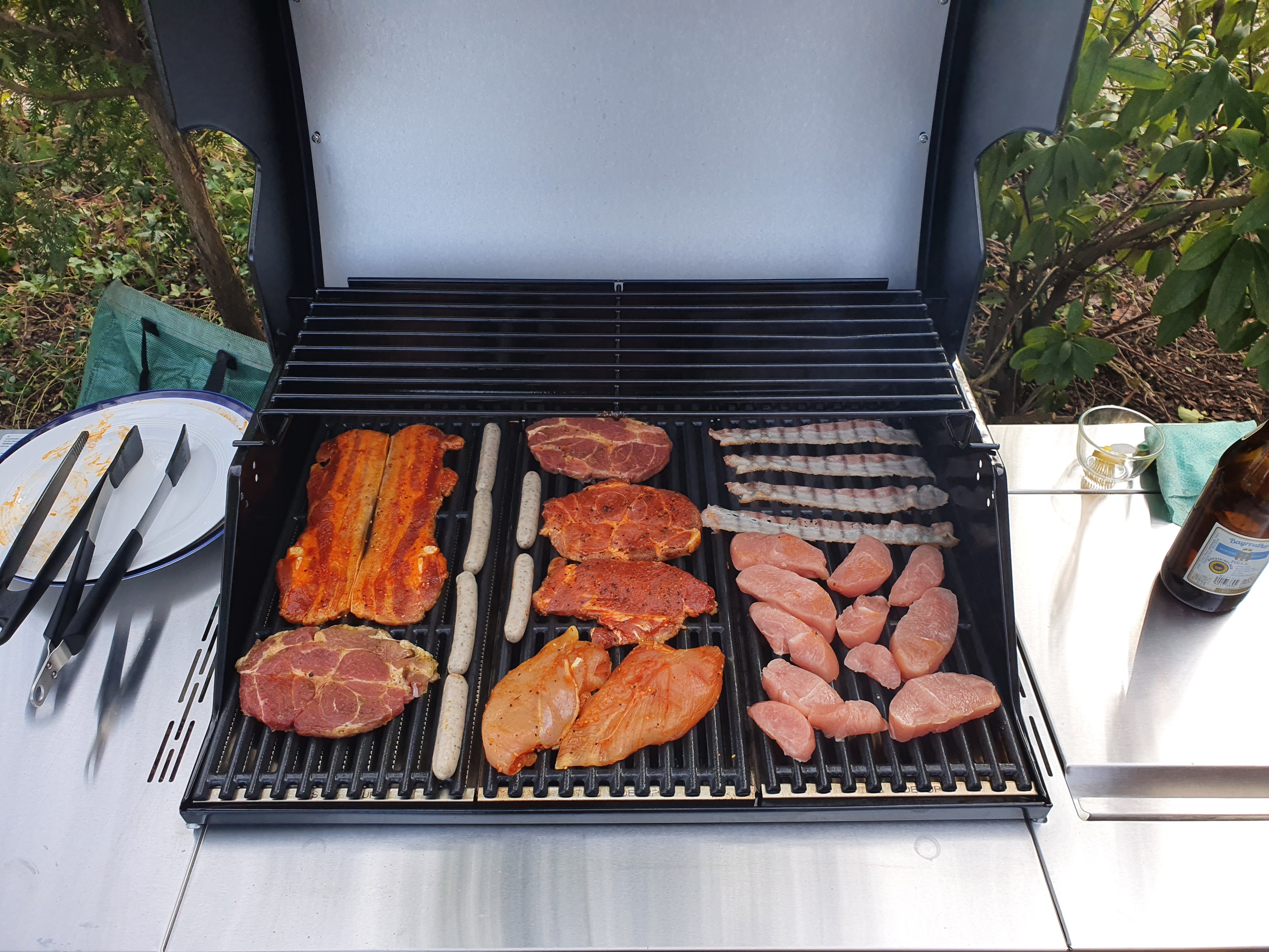 Toller Grill, Aufbau etwas fummelig